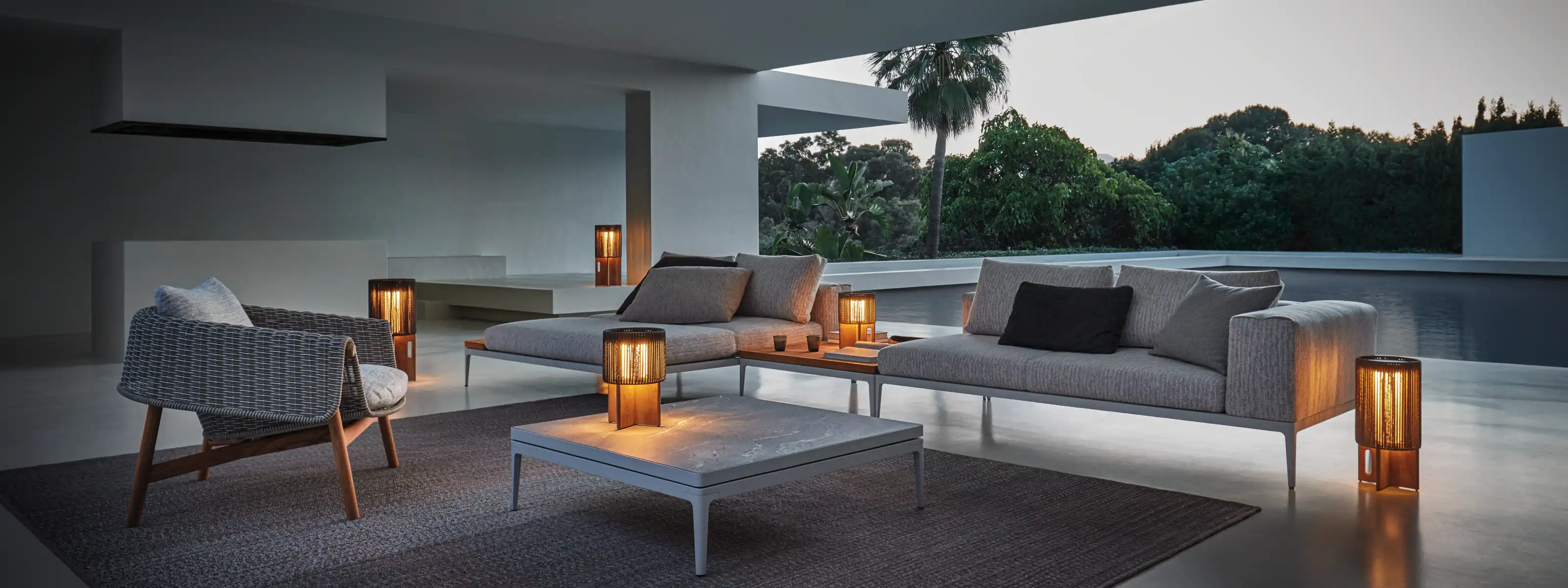 How to Buy Modern Furniture Online for a Stylish Home